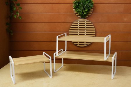 رف خشب للديكور